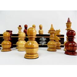 Деревянные лаковые шахматы 20 см
